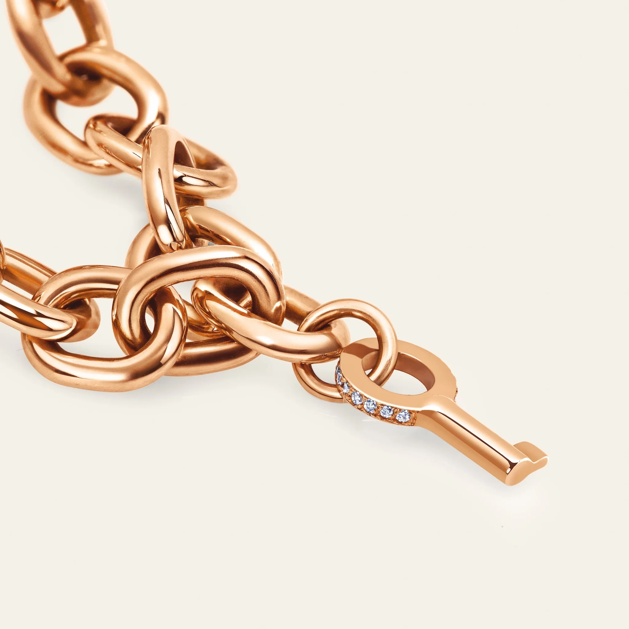 Love Lockdown Two Finger Ring - Image 4